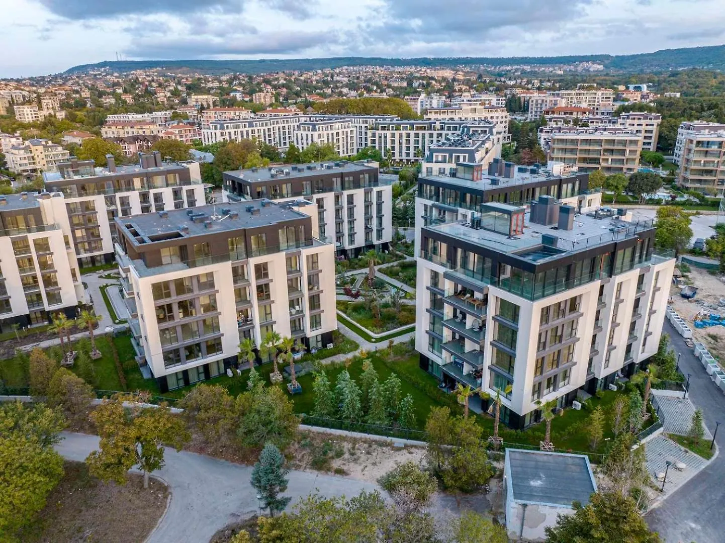 Super Luxury Flat For 2 In Deluxe Azur Apartment Varna